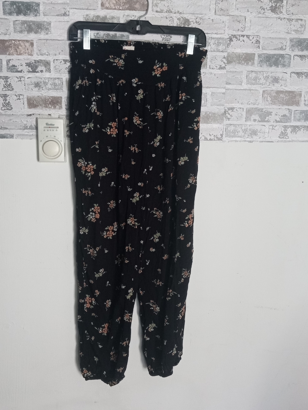 Black Floral Elastic Waist Palazzo Pants